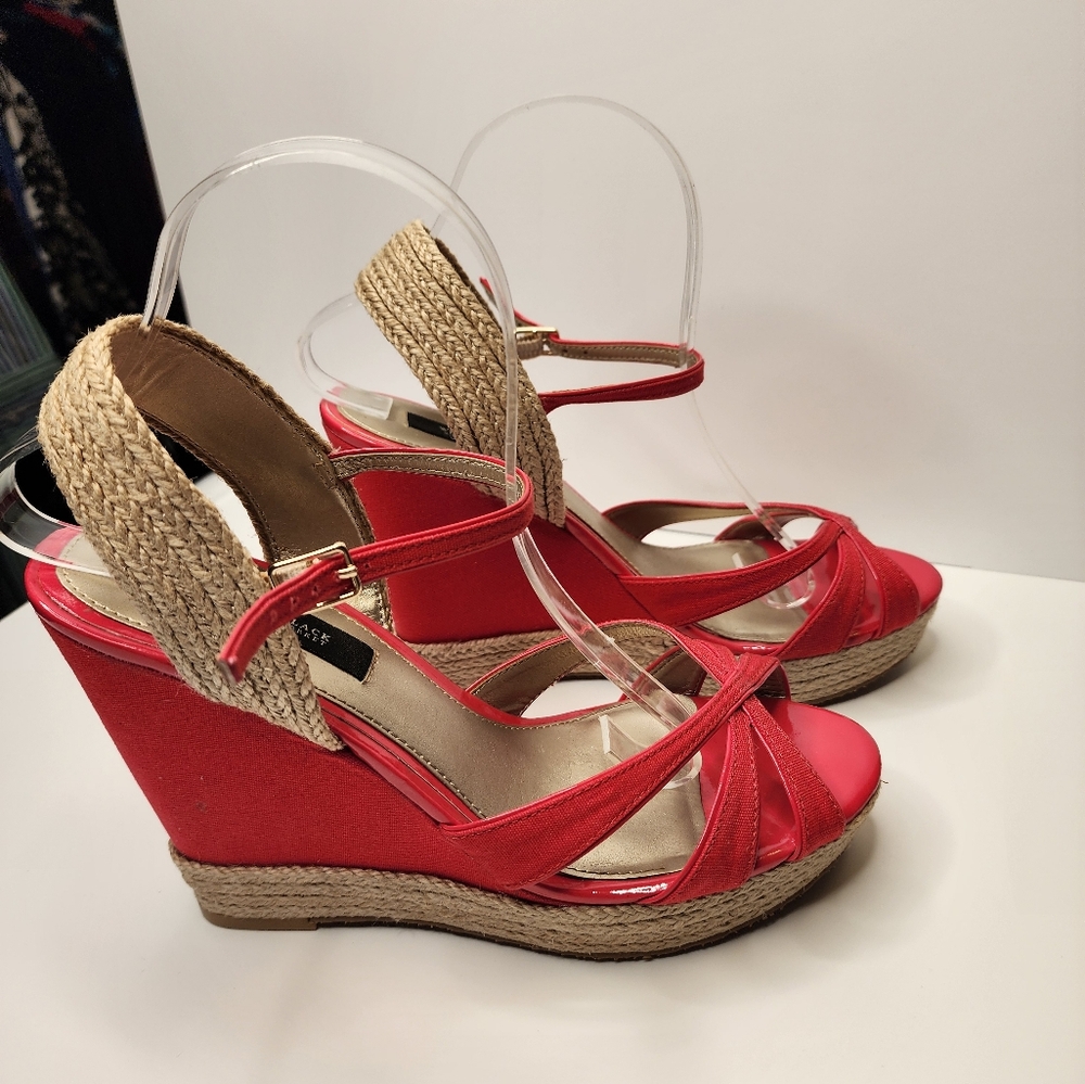 NWOT White House Black Market Adaira Espadrille Wedge Heeled Sandals Red -No Box